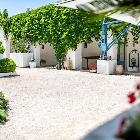 Masseria La Macchiola & Corti Del Mito Spongano Exteriér fotografie