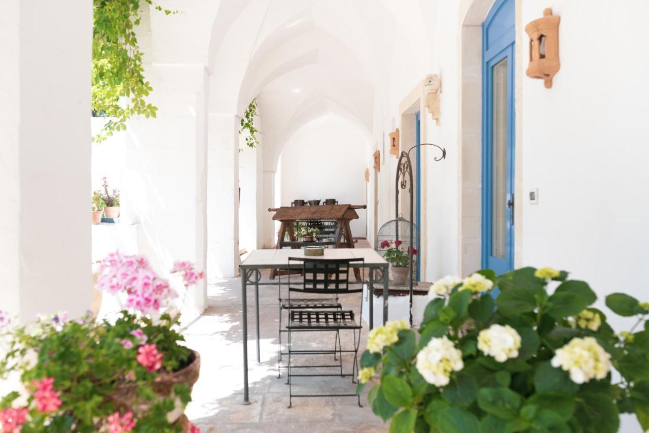 Masseria La Macchiola & Corti Del Mito Spongano Exteriér fotografie