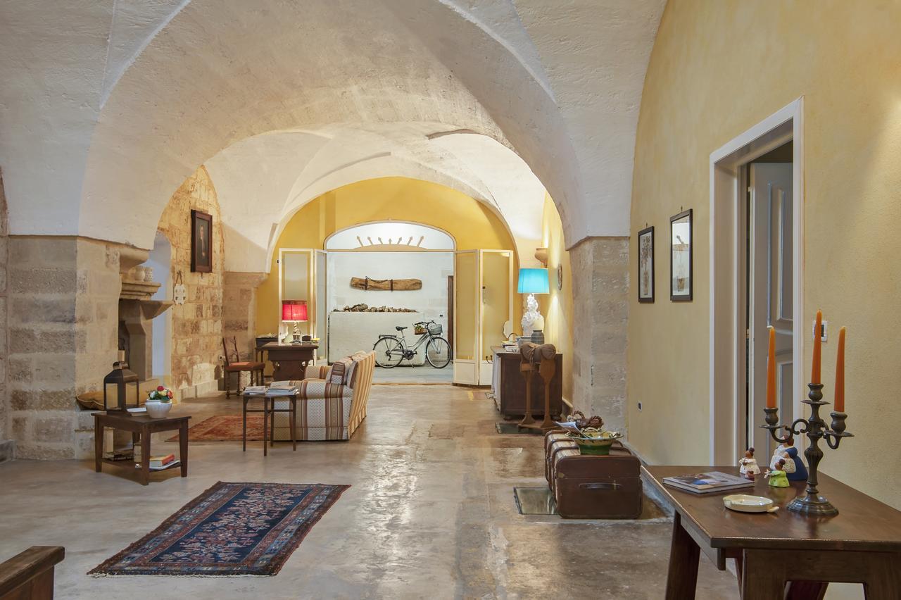 Masseria La Macchiola & Corti Del Mito Spongano Exteriér fotografie